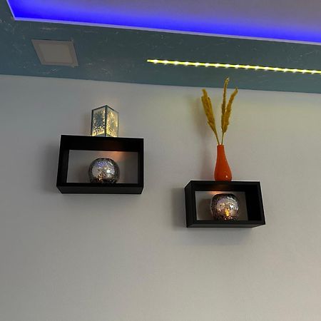 Modern Apartments Neuburg P - Top - 2 Zimmer, Komfort, Balkon, Wi-Fi, Smart Tv, Grosse Dusche, Kueche 노이부르크 안 데어 도나우 외부 사진