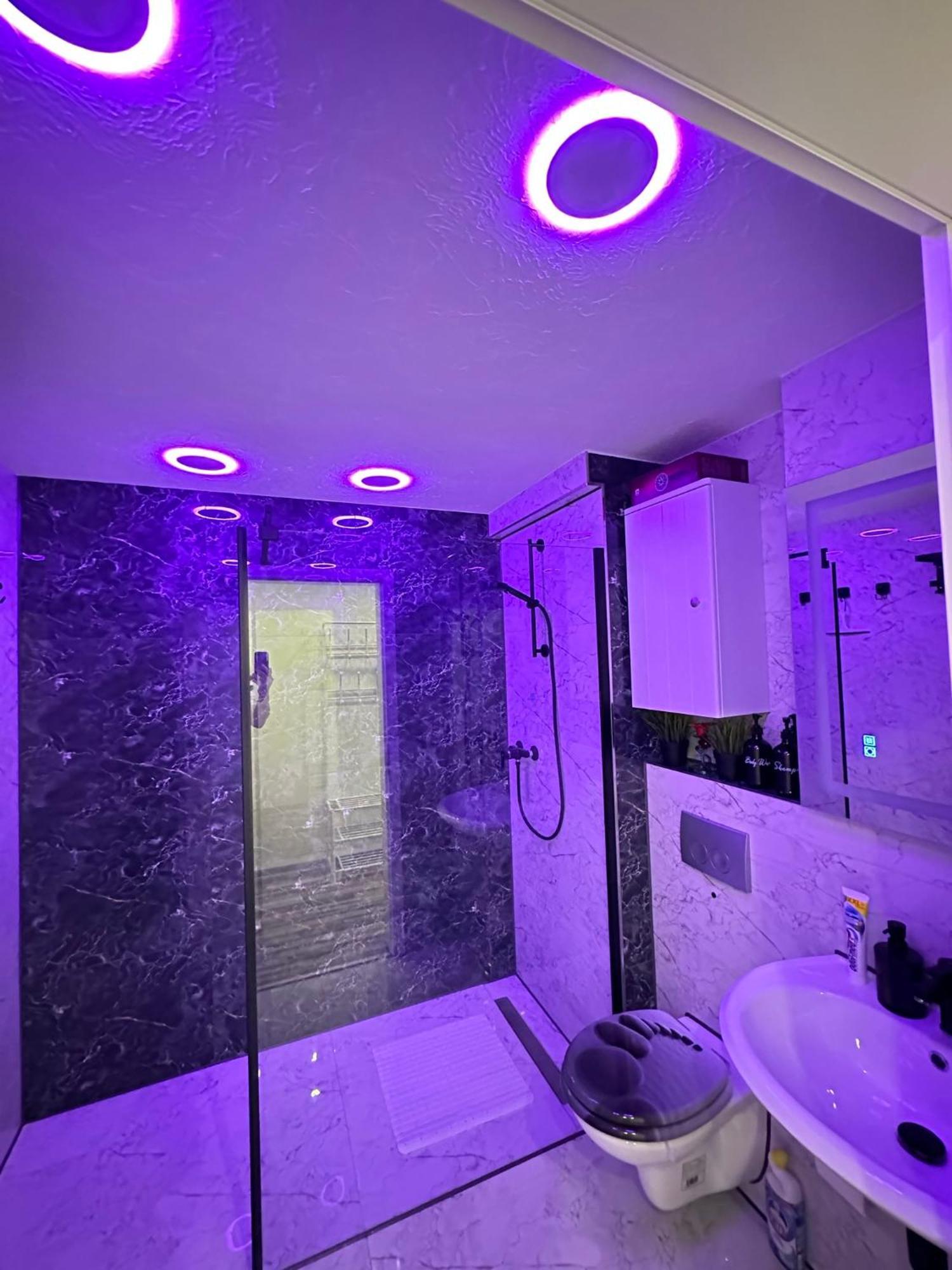 Modern Apartments Neuburg P - Top - 2 Zimmer, Komfort, Balkon, Wi-Fi, Smart Tv, Grosse Dusche, Kueche 노이부르크 안 데어 도나우 외부 사진