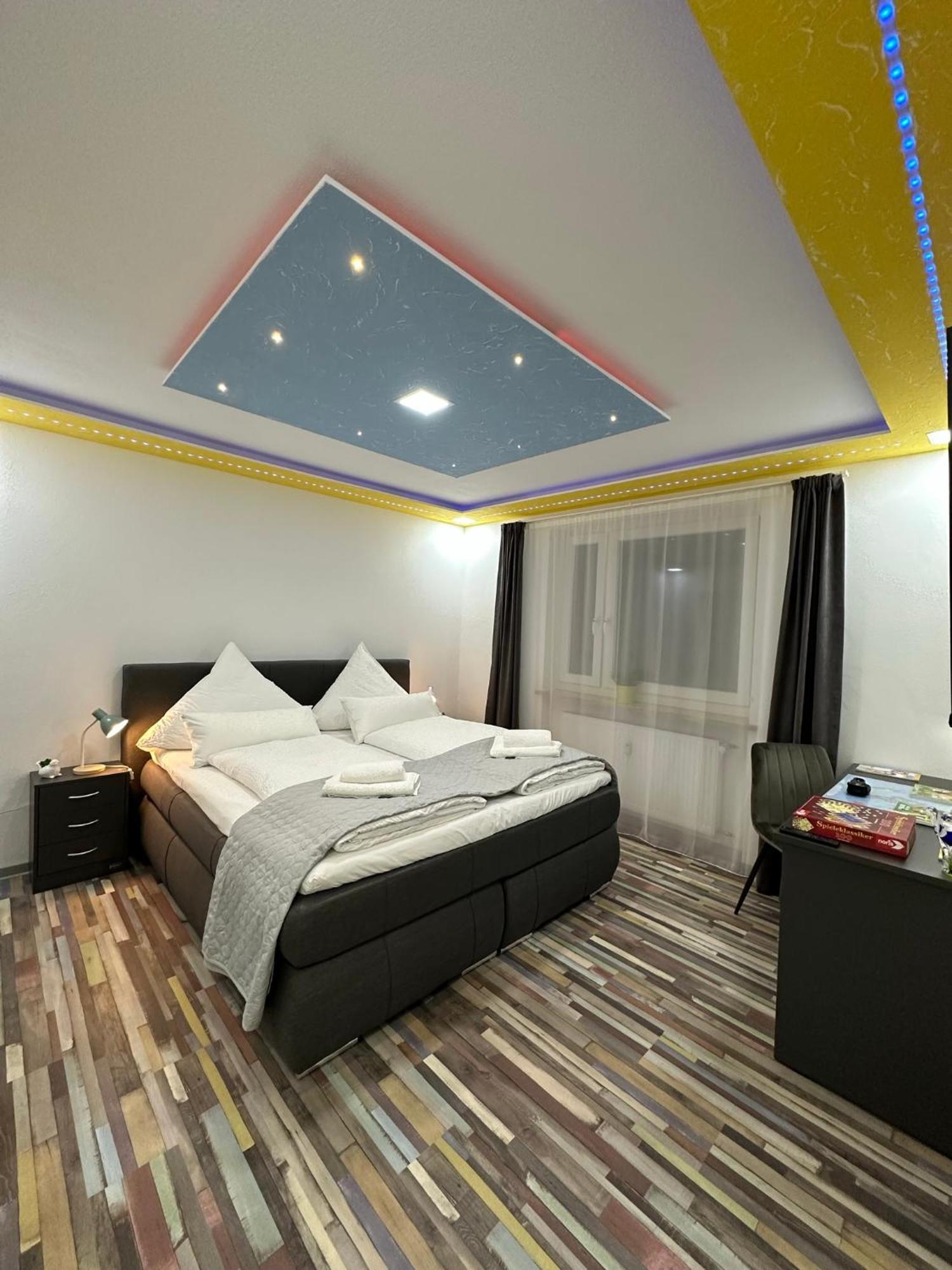 Modern Apartments Neuburg P - Top - 2 Zimmer, Komfort, Balkon, Wi-Fi, Smart Tv, Grosse Dusche, Kueche 노이부르크 안 데어 도나우 외부 사진