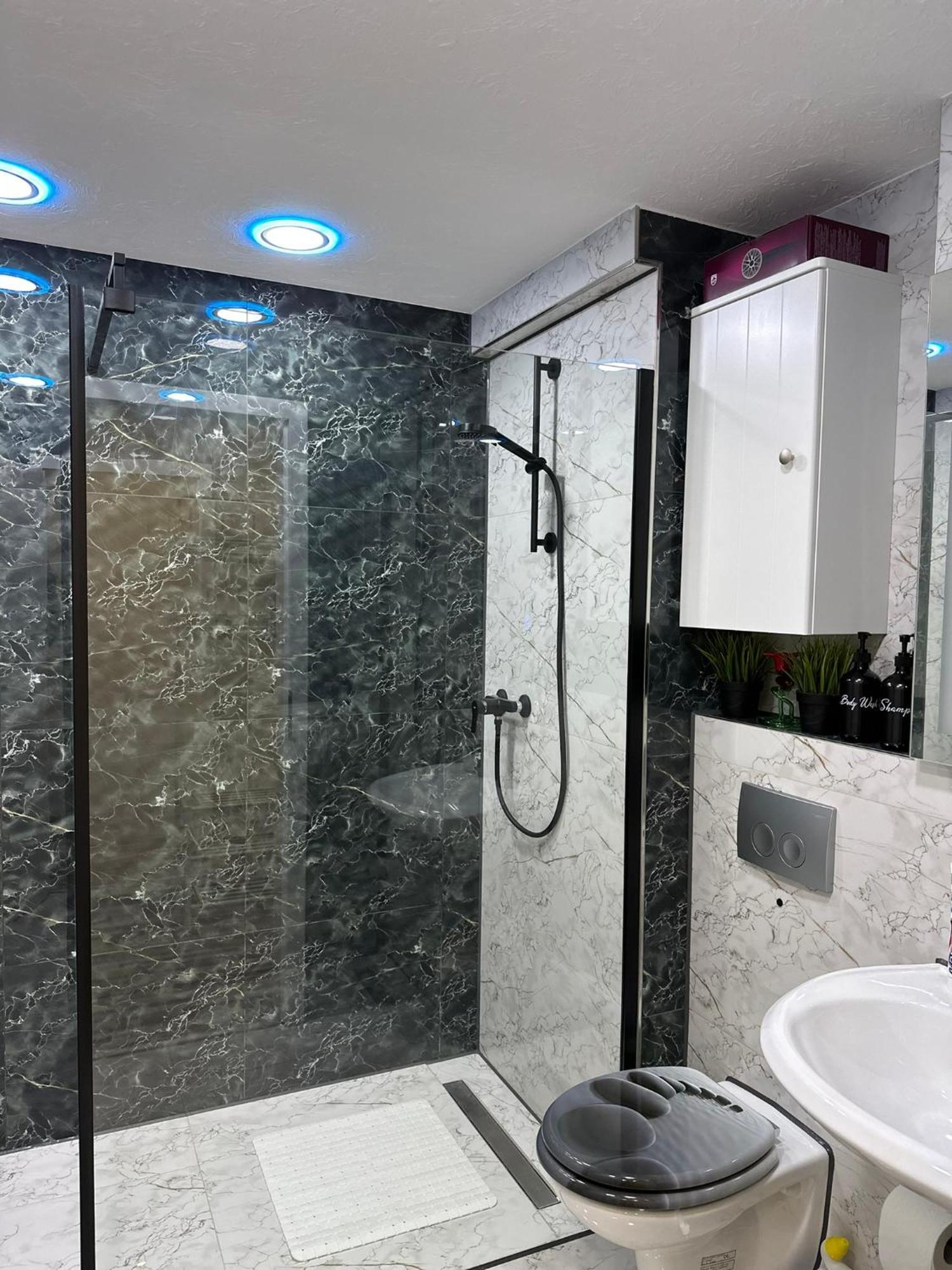 Modern Apartments Neuburg P - Top - 2 Zimmer, Komfort, Balkon, Wi-Fi, Smart Tv, Grosse Dusche, Kueche 노이부르크 안 데어 도나우 외부 사진